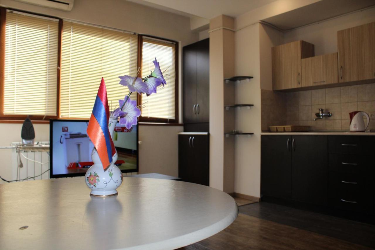 Modern Apartments In The Centre Yerevan Luaran gambar