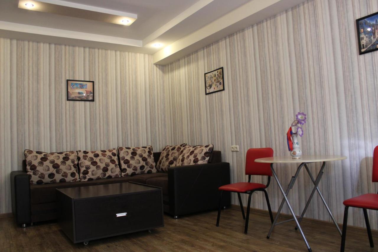 Modern Apartments In The Centre Yerevan Luaran gambar