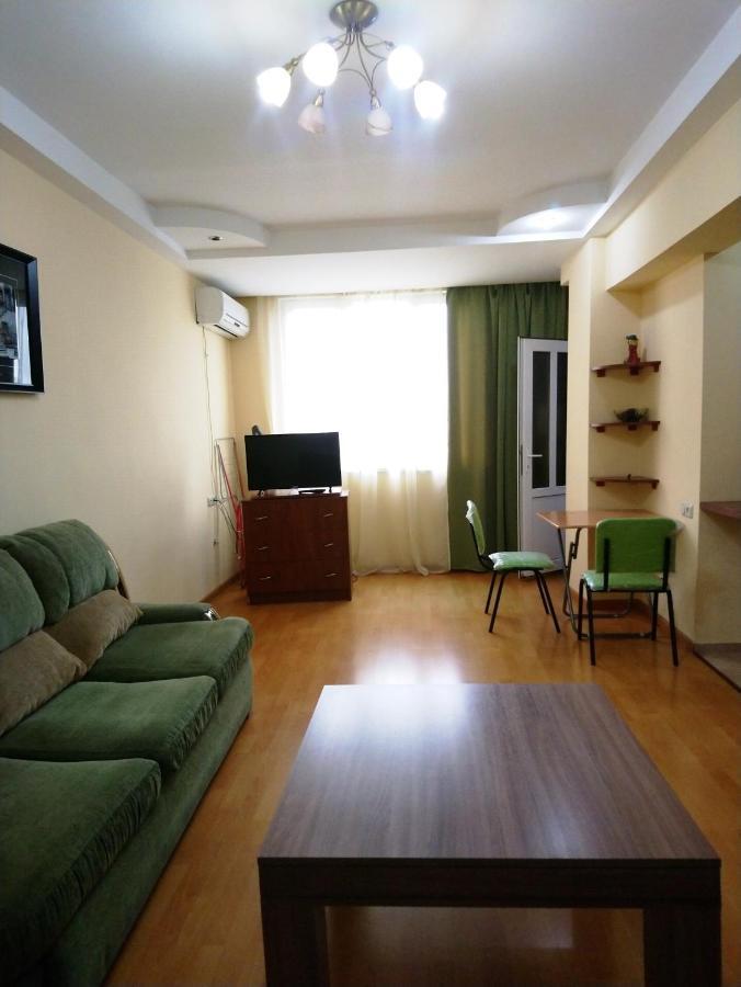 Modern Apartments In The Centre Yerevan Luaran gambar